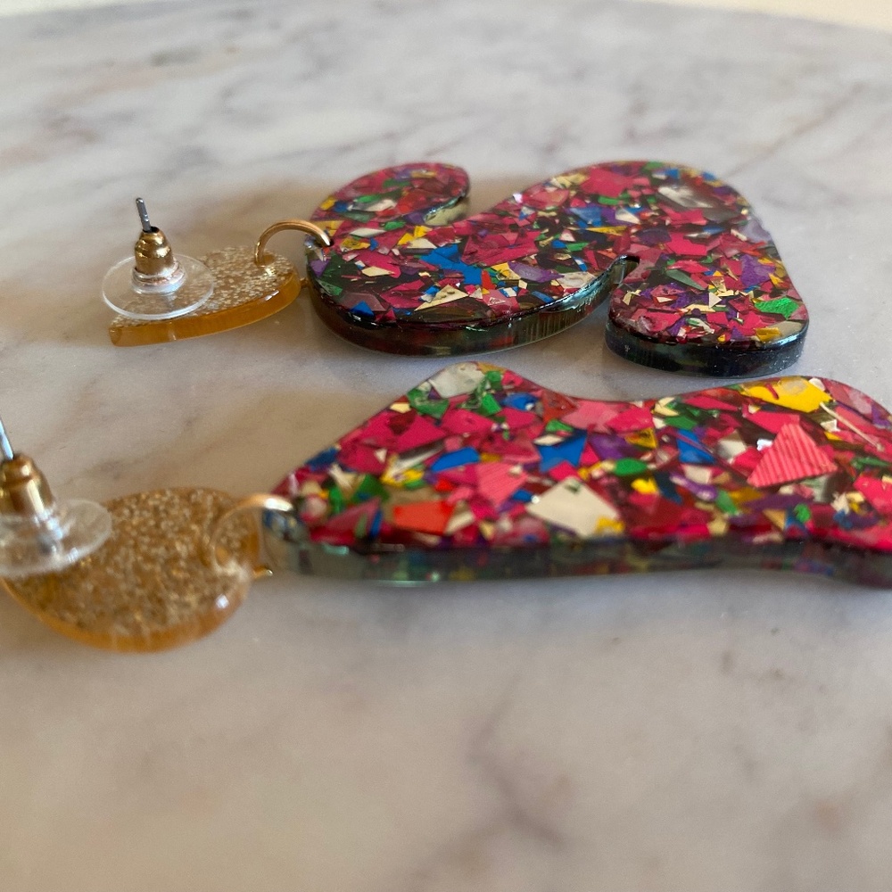 Jane Marie Gold Glitter Acrylic candle flame/Big "21" Metallic Confetti Earrings - Picture 5 of 5